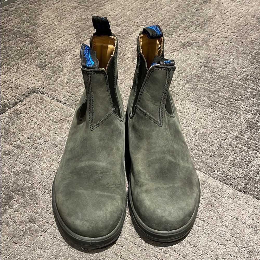 Blundstone Gray Ankle Boots with Elastic Panels